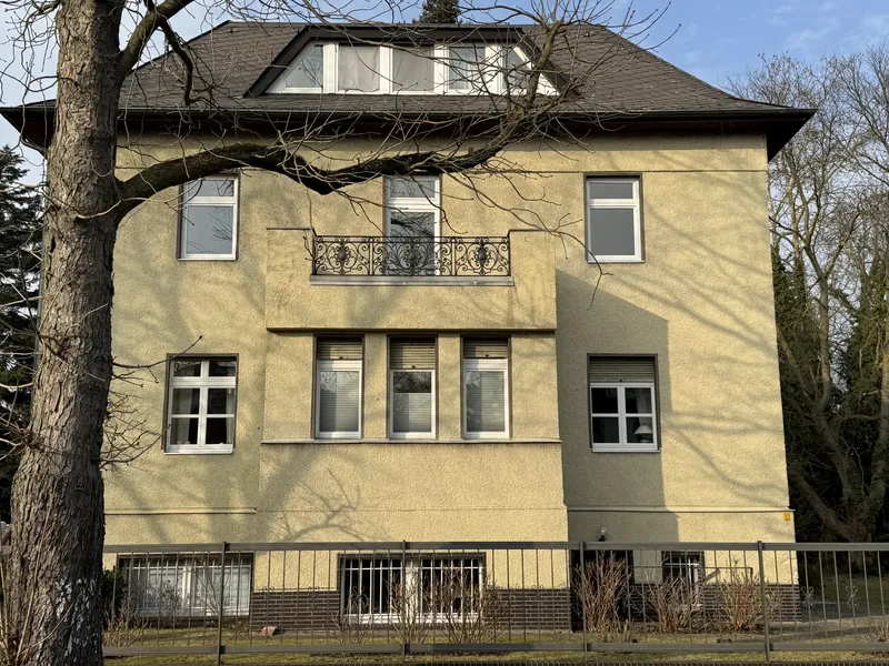 Beeindruckende Bel Etage mit gehobener Ausstattung in Lankwitz — photo 1